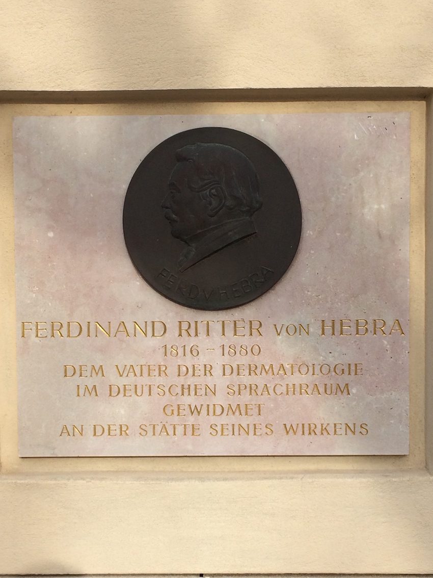 Ferdinand von Hebra's memorial tablet 1.jpg